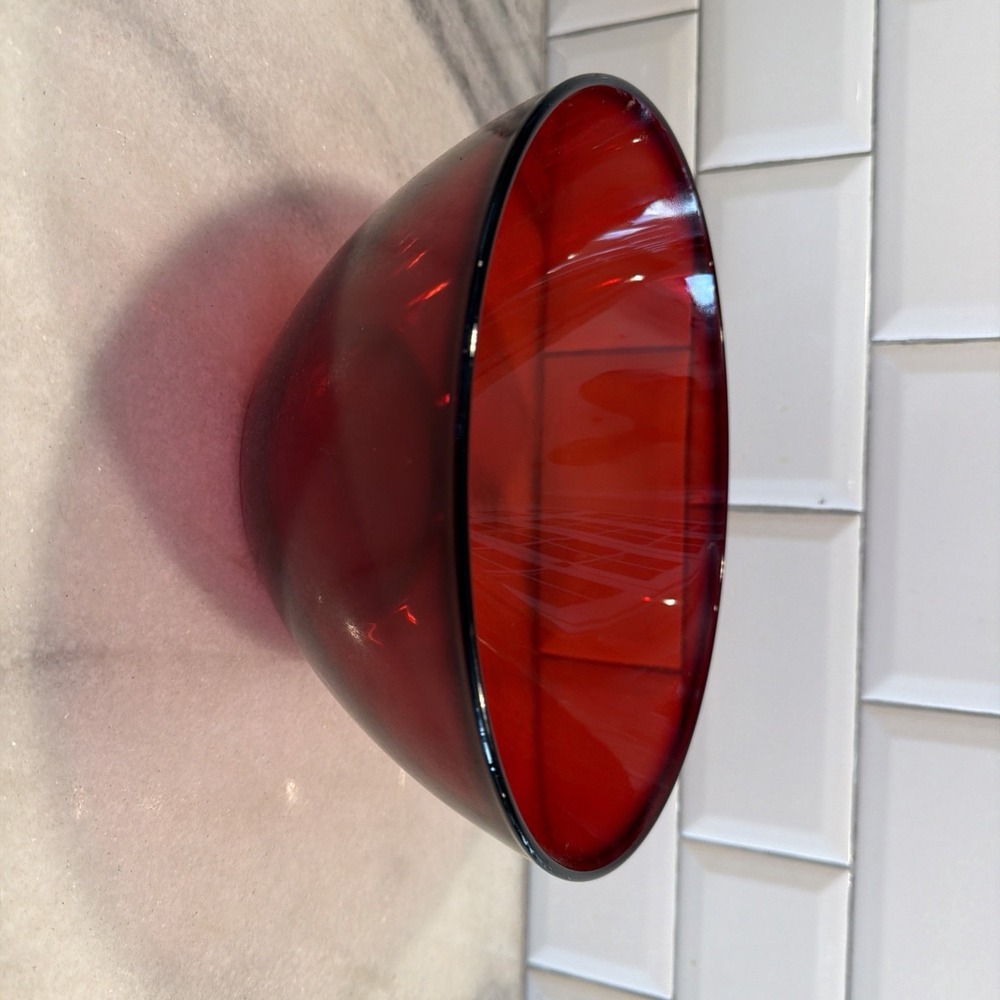 Arcoroc France Ruby Red 9" Diameter Round Serving Salad Bowl LN